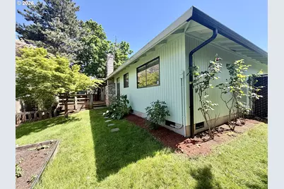 2715 SW 31st St, Gresham, OR 97080 - Photo 31