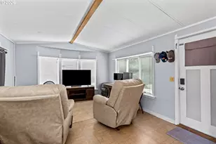 90245 Sheffler Rd, Elmira, OR 97437 - Photo 5