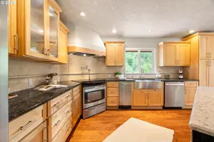 39448 E Knieriem Rd, Corbett, OR 97019 - Photo 17