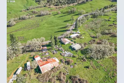 2268 Sunshine Rd, Roseburg, OR 97470 - Photo 3