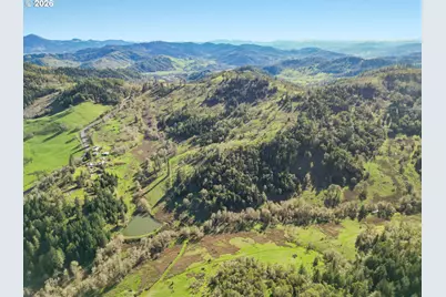 2268 Sunshine Rd, Roseburg, OR 97470 - Photo 13