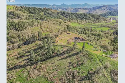 2268 Sunshine Rd, Roseburg, OR 97470 - Photo 11