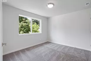 15145 E Burnside St, Portland, OR 97233 - Photo 13