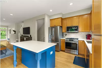 1902 NE 48th Way, Hillsboro, OR 97124 - Photo 5