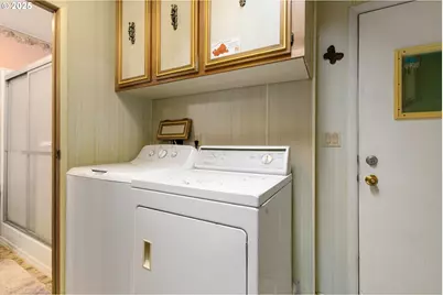 3318 NE Coos St, Newport, OR 97365 - Photo 19