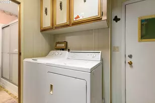 3318 NE Coos St, Newport, OR 97365 - Photo 19