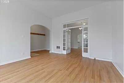 3527 SE Belmont St, Portland, OR 97214 - Photo 9