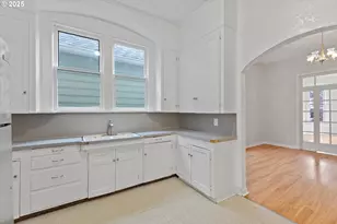 3527 SE Belmont St, Portland, OR 97214 - Photo 15