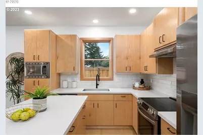 7741 SE Lambert St, Portland, OR 97206 - Photo 9