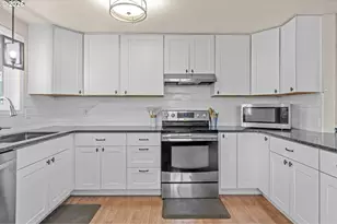 402 Clover St, Aumsville, OR 97325 - Photo 11