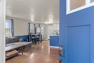 402 Clover St, Aumsville, OR 97325 - Photo 3