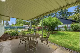 13657 SE Sherman Dr, Portland, OR 97233 - Photo 27