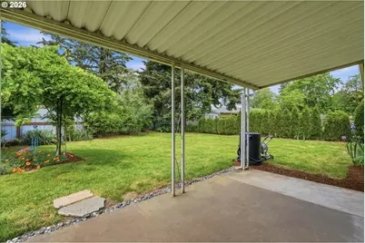 13657 SE Sherman Dr, Portland, OR 97233 - Photo 29