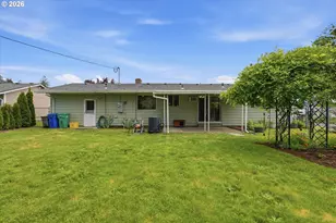 13657 SE Sherman Dr, Portland, OR 97233 - Photo 33