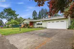 13657 SE Sherman Dr, Portland, OR 97233 - Photo 3