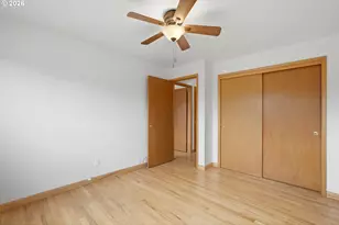 13657 SE Sherman Dr, Portland, OR 97233 - Photo 25