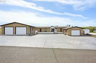 420 Asher St, Wasco, OR 97065 - Photo 1