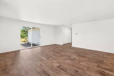 420 E Washington St, Carlton, OR 97111 - Photo 15