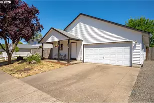 420 E Washington St, Carlton, OR 97111 - Photo 5