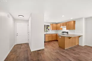 420 E Washington St, Carlton, OR 97111 - Photo 7