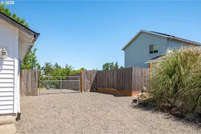 420 E Washington St, Carlton, OR 97111 - Photo 31