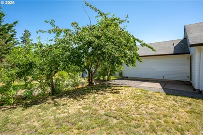 420 E Washington St, Carlton, OR 97111 - Photo 41