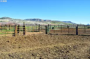 44011/43877 W Hwy 26, Dayville, OR 97825 - Photo 37