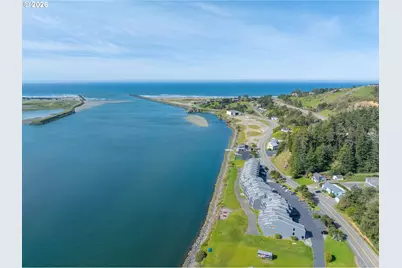 94304 Wedderburn Loop #435, Gold Beach, OR 97444 - Photo 7