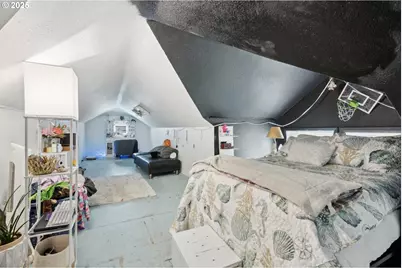 821 NW 16th Ave, Portland, OR 97209 - Photo 45