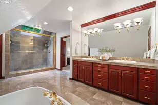 2495 Palisades Crest Dr, Lake Oswego, OR 97034 - Photo 31