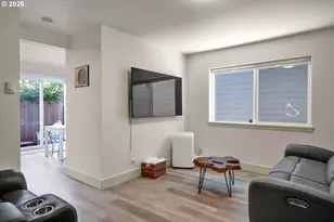 1733 Mill Alley, Eugene, OR 97401 - Photo 3