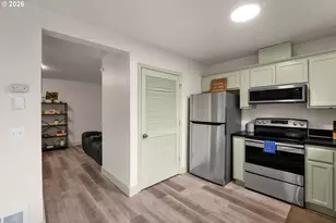 1733 Mill Alley, Eugene, OR 97401 - Photo 9