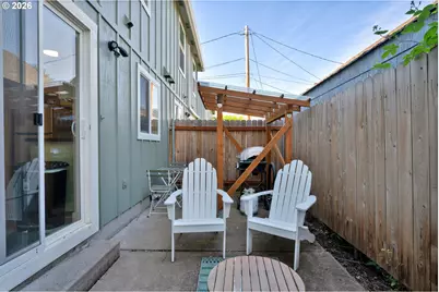 1733 Mill Aly, Eugene, OR 97401 - Photo 21