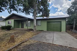406 W Greenwood St, Enterprise, OR 97828 - Photo 1