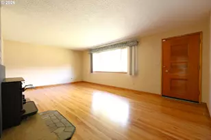 10101 SE 49th Ave, Milwaukie, OR 97222 - Photo 3