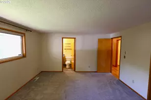 10101 SE 49th Ave, Milwaukie, OR 97222 - Photo 11