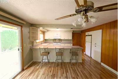 10101 SE 49th Ave, Milwaukie, OR 97222 - Photo 5
