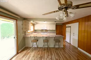 10101 SE 49th Ave, Milwaukie, OR 97222 - Photo 5