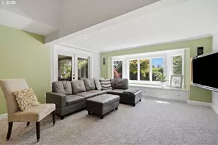 19335 Suncrest Dr, West Linn, OR 97068 - Photo 19