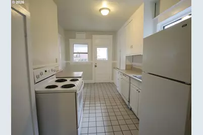 1936 SE Oak St, Portland, OR 97214 - Photo 11