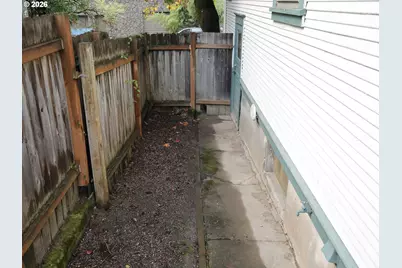 1936 SE Oak St, Portland, OR 97214 - Photo 29