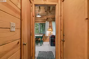 28320 E Road 20, Rhododendron, OR 97049 - Photo 11