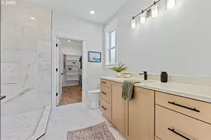 407 S 1st St, Silverton, OR 97381 - Photo 9