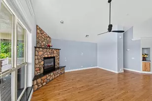 733 Queens Ave, Creswell, OR 97426 - Photo 7