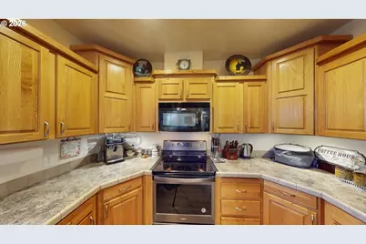 98126 W Benham Ln #17, Brookings, OR 97415 - Photo 13