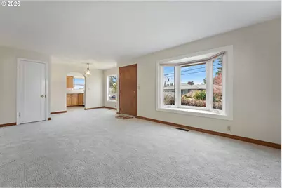 710 NE 110th Ave, Portland, OR 97220 - Photo 3