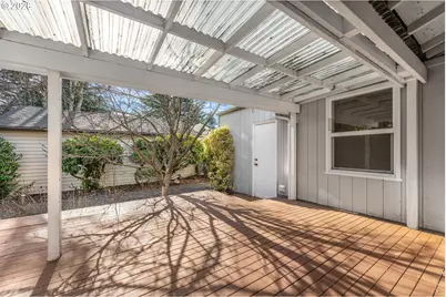 710 NE 110th Ave, Portland, OR 97220 - Photo 17