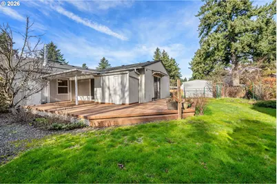 710 NE 110th Ave, Portland, OR 97220 - Photo 25