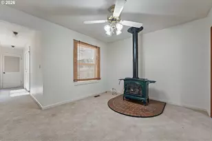 710 NE 110th Ave, Portland, OR 97220 - Photo 9