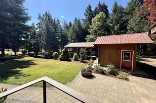 89989 Goldie Ln, Elmira, OR 97437 - Photo 9